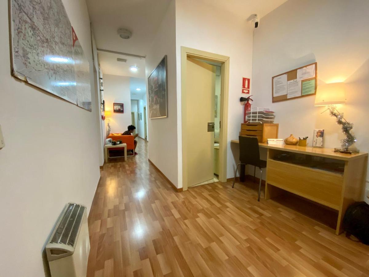 Barcelona Housing Recommend For Students Buitenkant foto